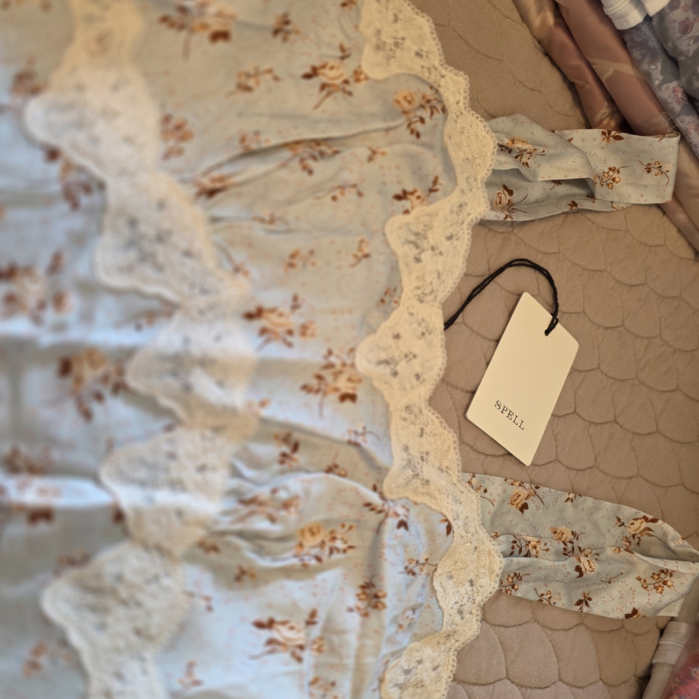 Spell Fleur Cami - Picture 10 of 12